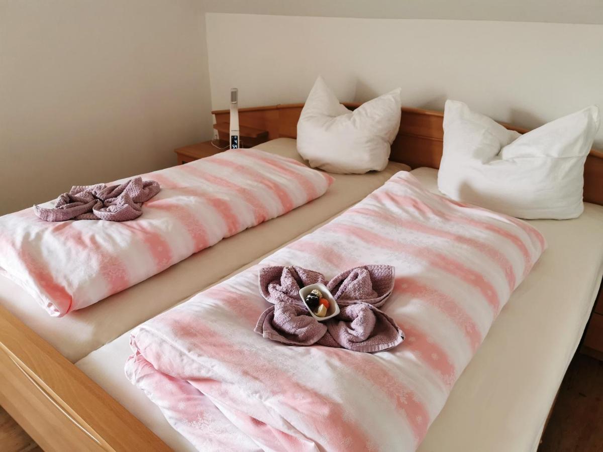 Ferienwohnung Martina Sinzing Екстериор снимка